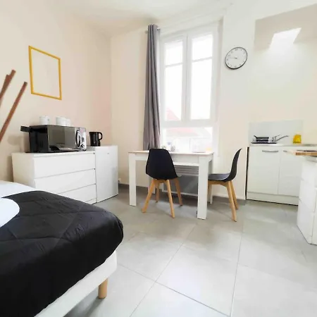 Tk 4 Centre Apartment